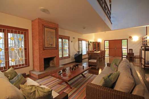 Casa com 4 quartos à venda em Alto de pinheiros - SP