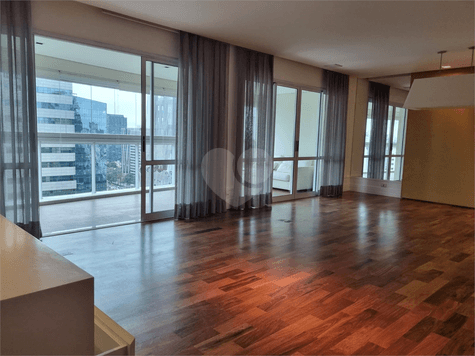 Apartamento com 3 quartos à venda em Itaim bibi - SP