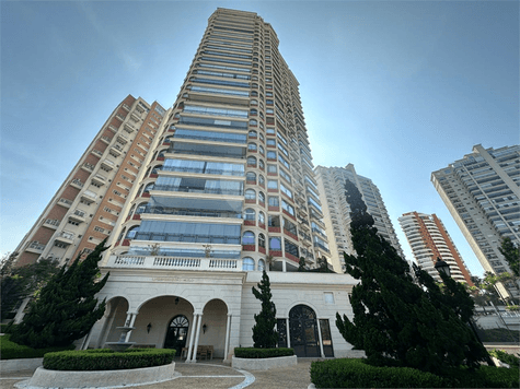 Apartamento com 4 quartos para locação em Jardim fonte do morumbi - SP