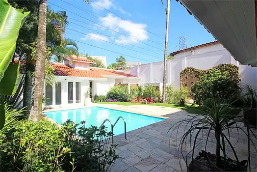 Sobrado com 3 quartos para locação em Alto de pinheiros - SP