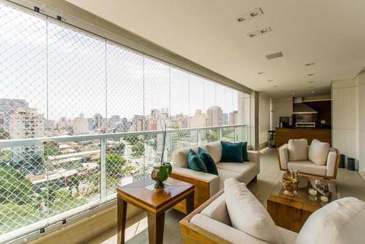 Apartamento com 4 quartos para locação em Perdizes - SP