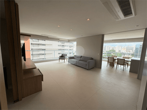 Apartamento com 2 quartos para locação em Vila olímpia - SP