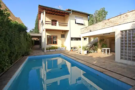 Sobrado com 4 quartos à venda ou para locação em Vila madalena - SP