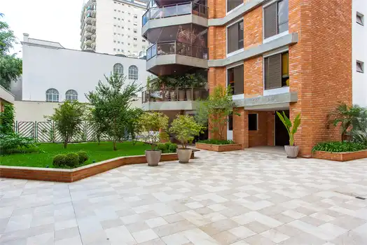 Apartamento com 4 quartos para locação em Vila nova conceição - SP