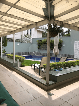 Casa térrea com 4 quartos à venda ou para locação em City boaçava - SP