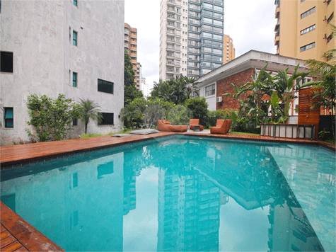 Apartamento com 4 quartos para locação em Vila uberabinha - SP