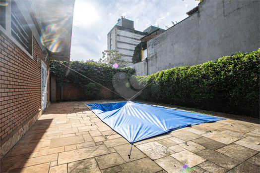 Casa térrea com 4 quartos à venda em Alto de pinheiros - SP