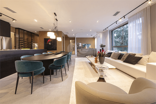 Apartamento com 3 quartos à venda em Vila Nova Conceição - SP