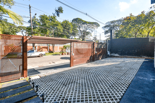 Sobrado com 4 quartos à venda em Alto de pinheiros - SP