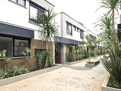 Casa com 4 quartos à venda em Santo amaro - SP