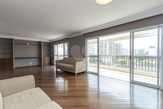 Apartamento com 4 quartos à venda ou para locação em Vila nova conceição - SP