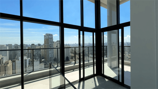 Apartamento com 4 quartos à venda em Moema - SP