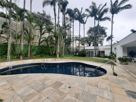 Casa com 4 quartos para locação em Jardim dos estados - SP