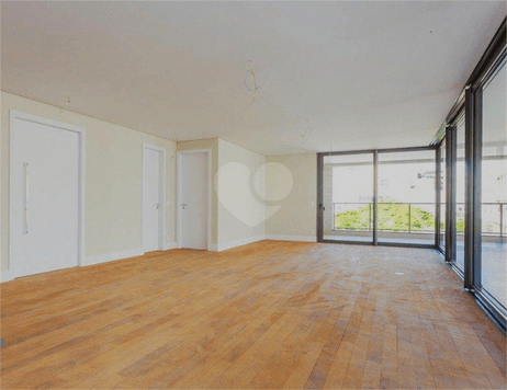 Apartamento com 6 quartos à venda em Santa cecília - SP