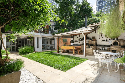 Casa com 5 quartos para locação em Cidade monções - SP