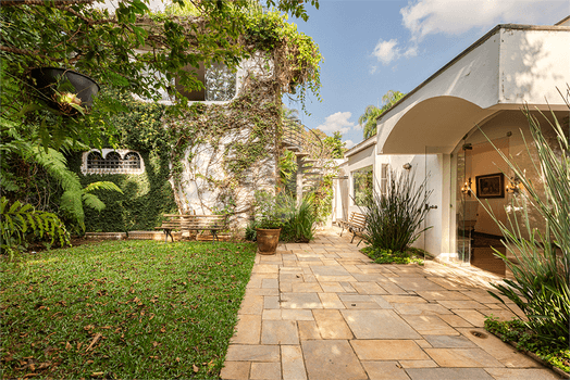 Casa térrea com 4 quartos à venda em Alto de pinheiros - SP