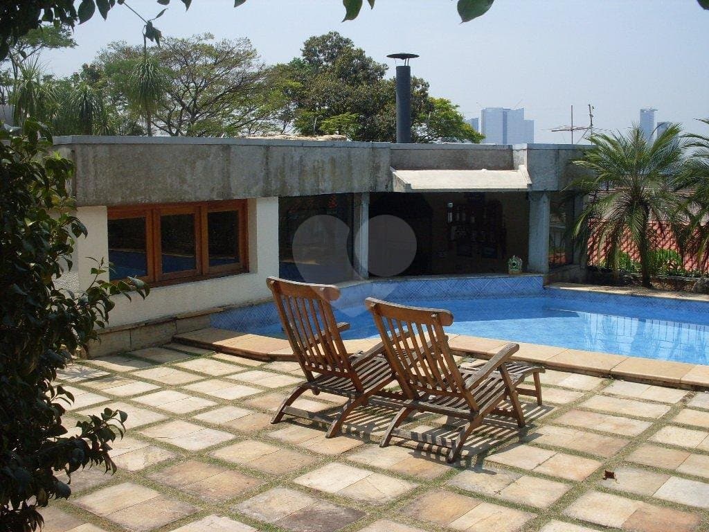 Sobrado com 4 quartos à venda em Jardim guedala - SP