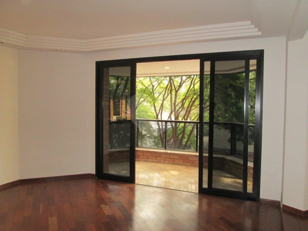 Apartamento com 4 quartos para locação em Vila nova conceição - SP