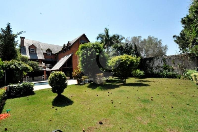 Casa com 6 quartos à venda em Morumbi - SP