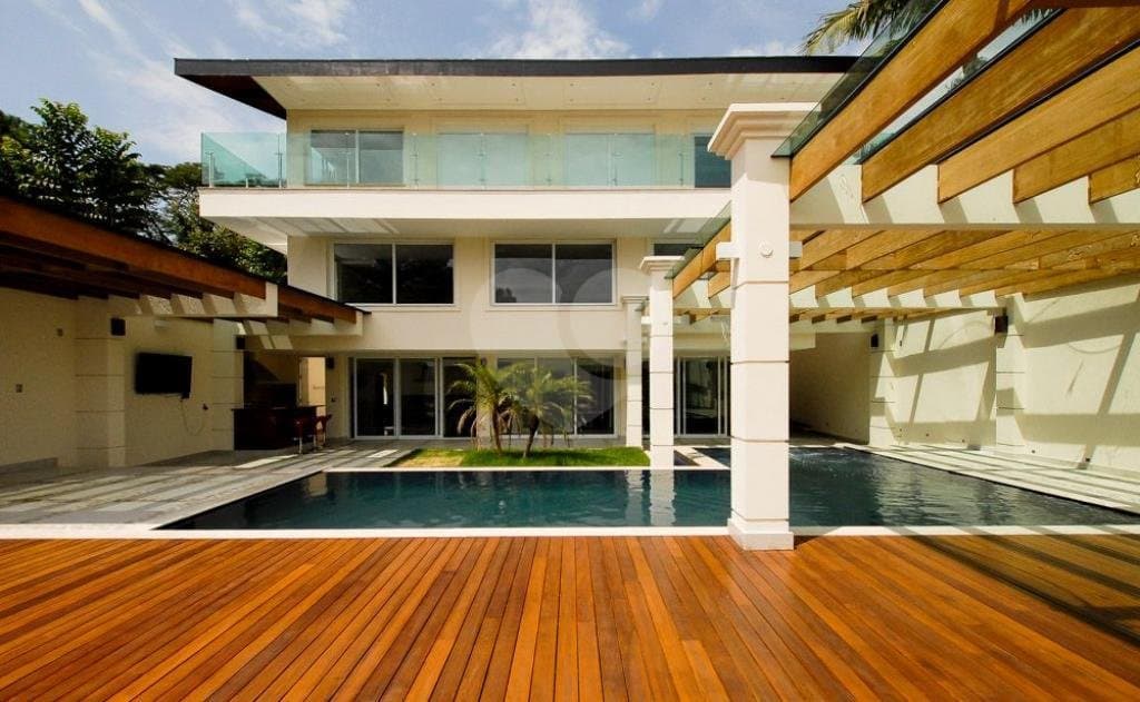 Casa com 7 quartos à venda em Jardim leonor - SP