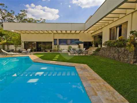 Casa com 5 quartos à venda em Jardim leonor - SP